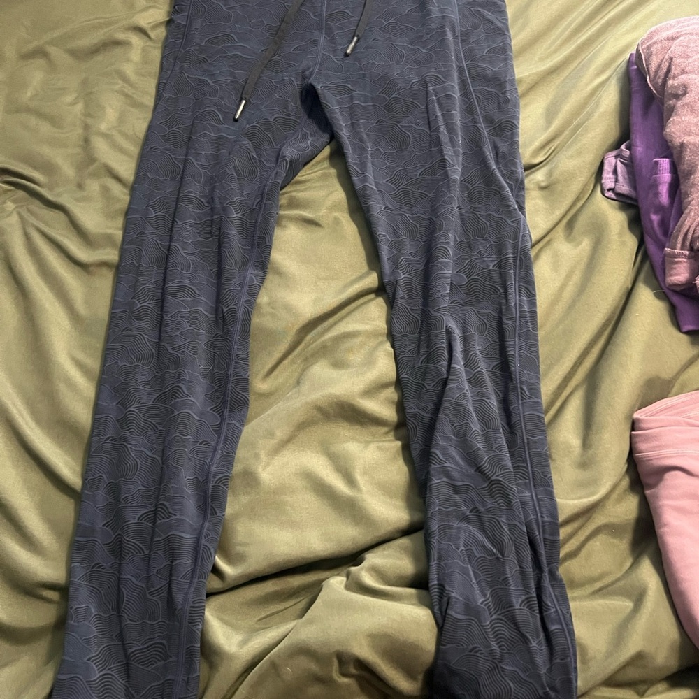 ZYIA Black Patterned Activewear